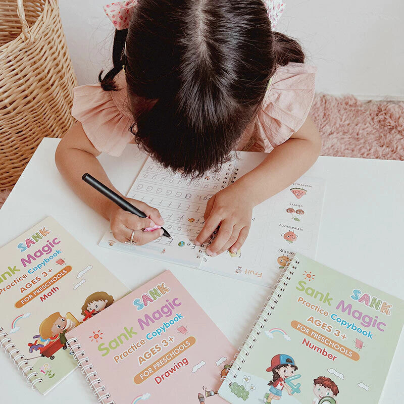 Kit x 4 Livros de Caligrafia Magic Ink Reutilizáveis